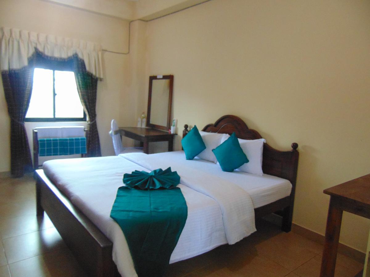 Sri Krishna Bhavan Hotel Hatton Luaran gambar