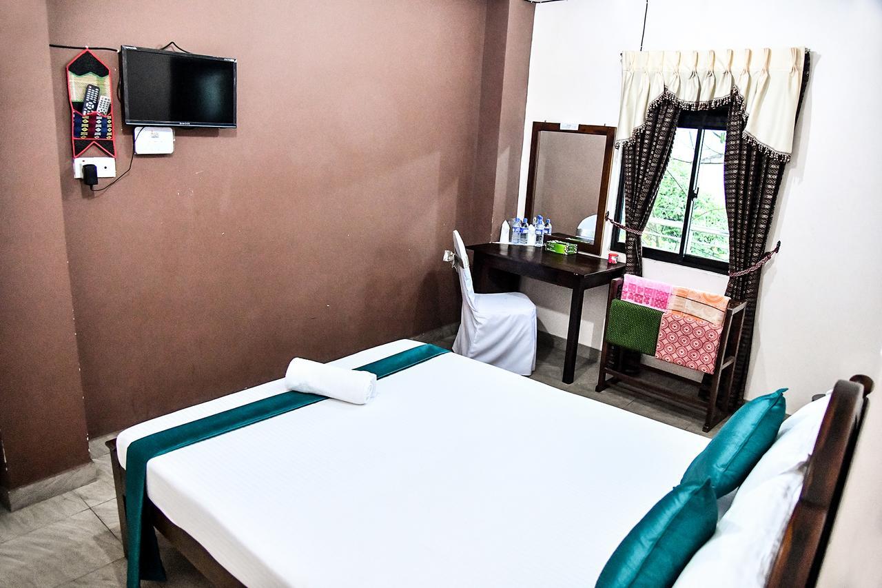 Sri Krishna Bhavan Hotel Hatton Luaran gambar